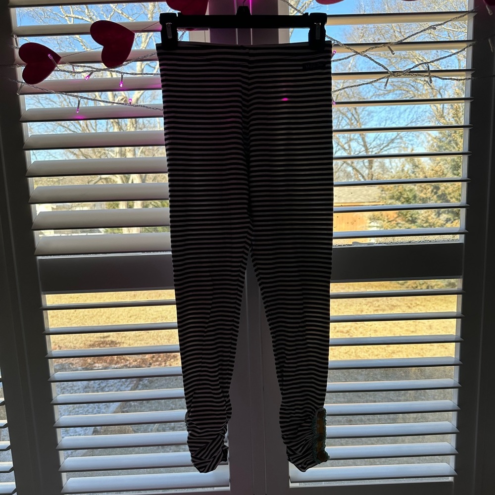 black and white strip little girls Matilda Jane leggings